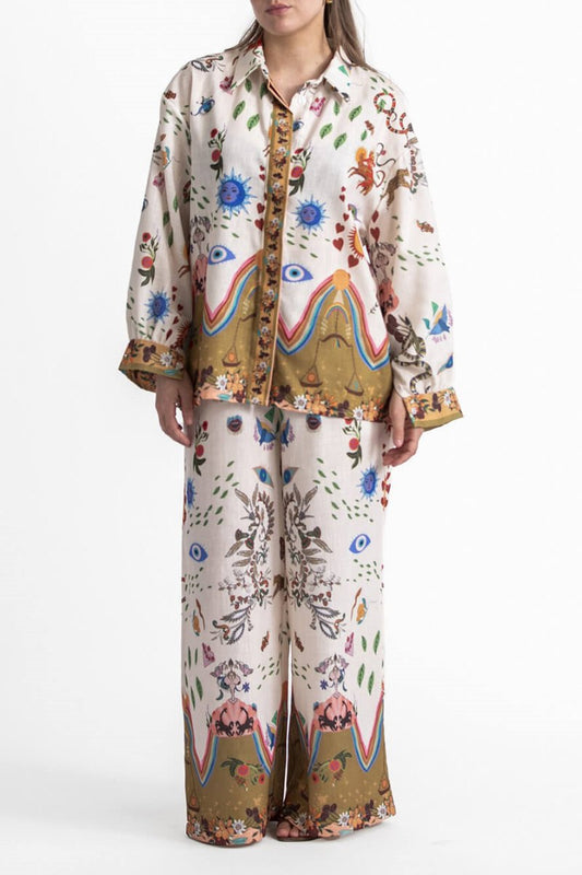 Conjunto destacado de pantalones holgados de gran tamaño con estampado étnico