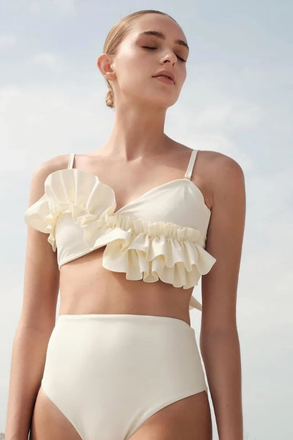 Conjunto de bikini de color liso con volantes franceses