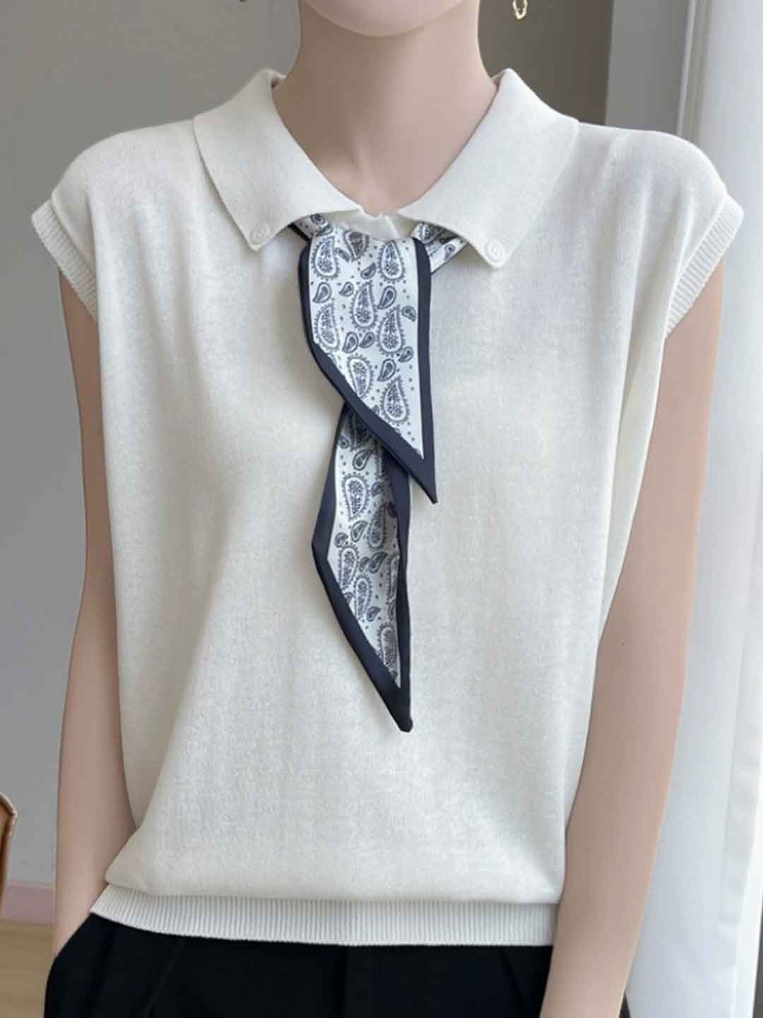 Maria Elegant Polo Collar Knitted Top