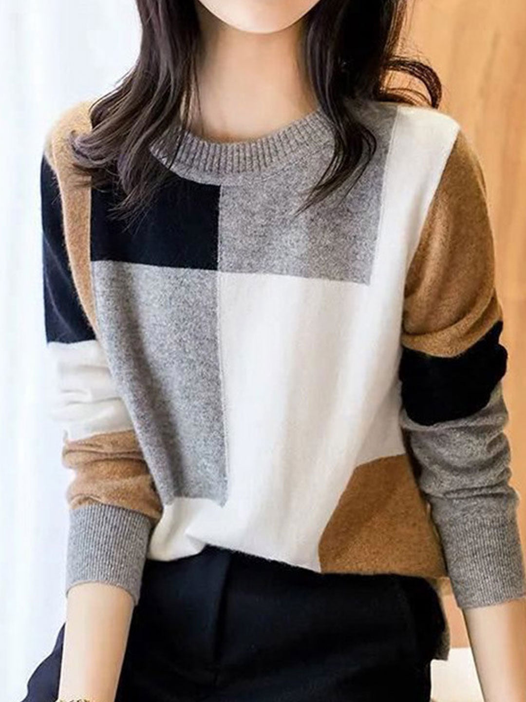 Maya Loose Crew Neck Contrast Knitted Sweater