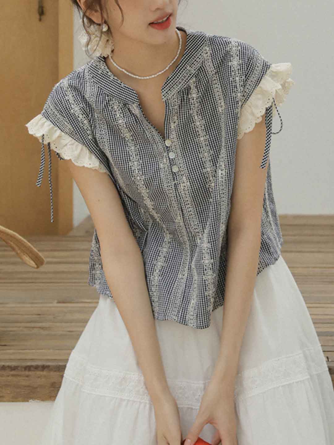 Molly Elegant V-Neck Plaid Patchwork Lace Top