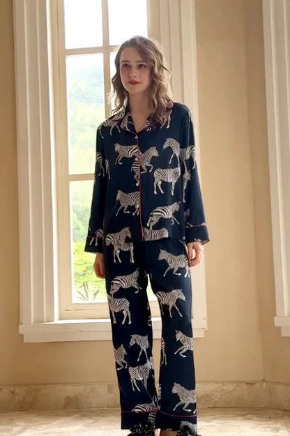 Conjunto de pijama con estampado de cebra azul