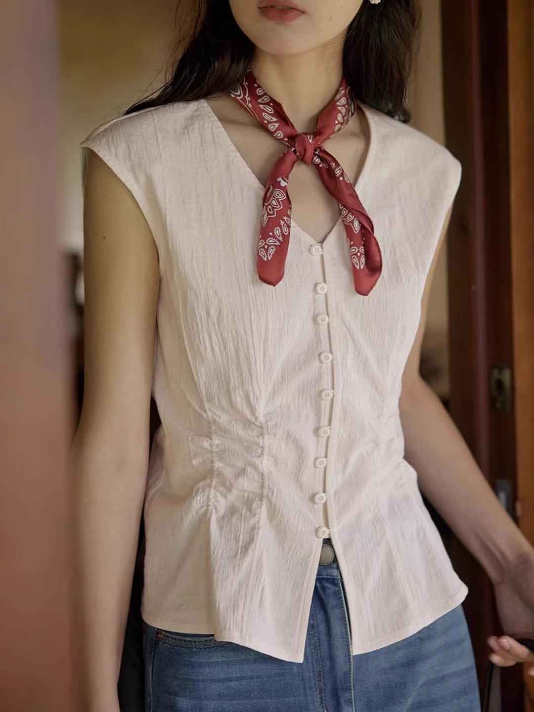 Sophie Slim V-Neck Solid Color Waisted Shirt