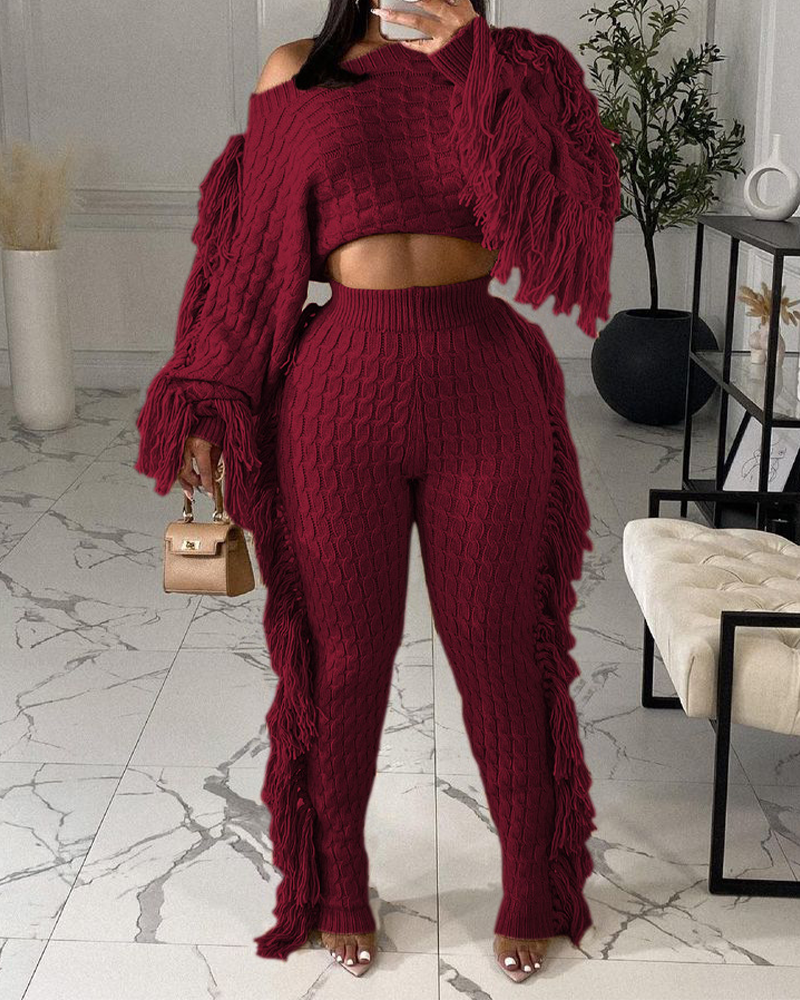 Knitted Long-Sleeved Tassel Suit
