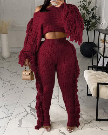 Knitted Long-Sleeved Tassel Suit