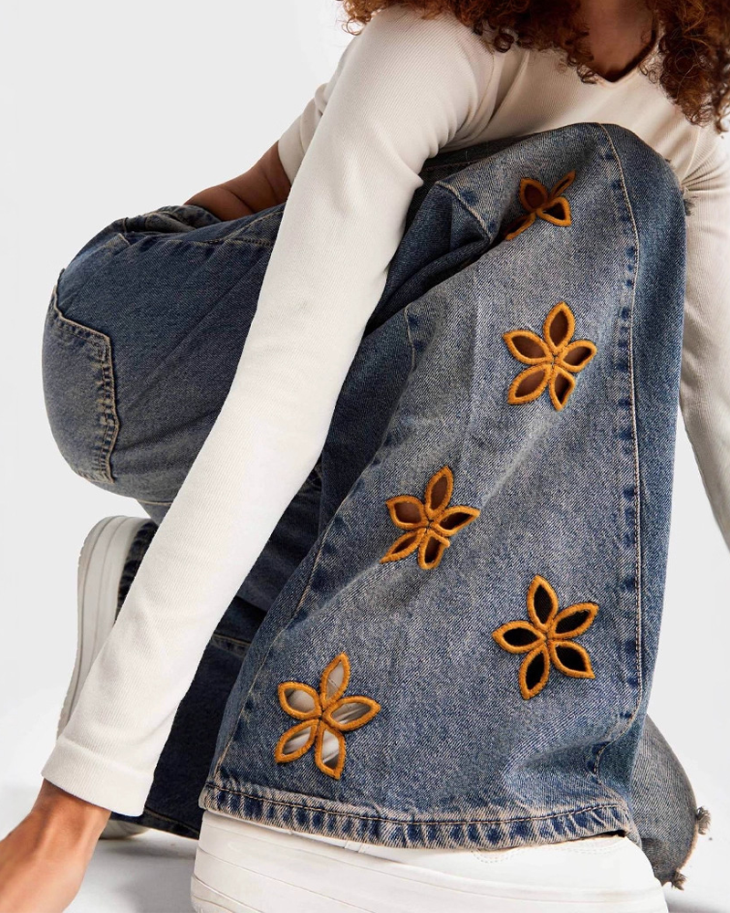 Embellished High-Waist Jeans