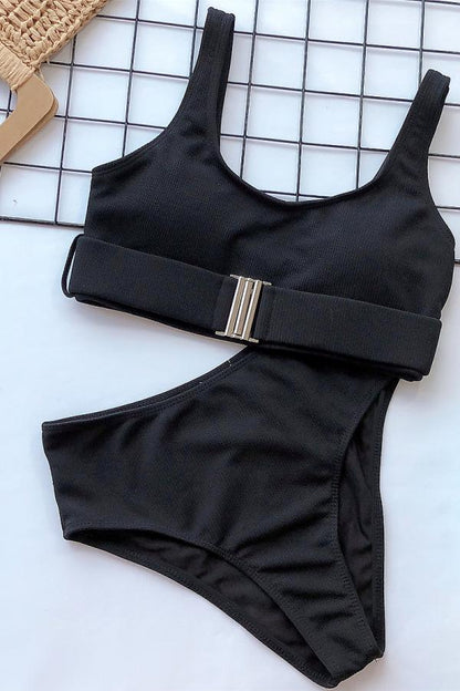 Conjunto de bikini sexy de nailon de dos piezas con parches sólidos para adultos.