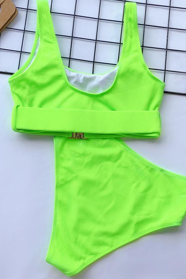 Conjunto de bikini sexy de nailon de dos piezas con parches sólidos para adultos.