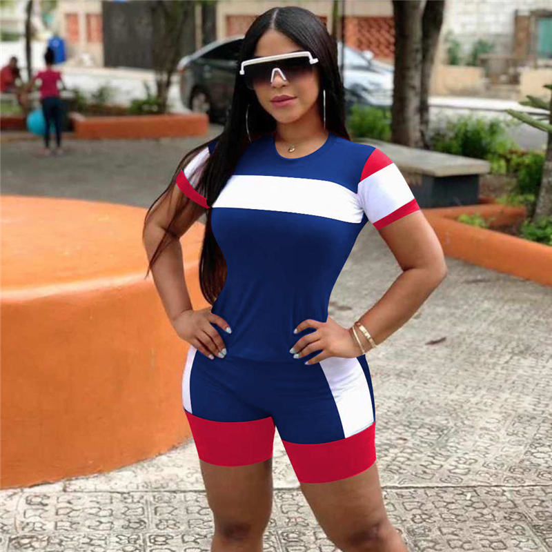 Conjunto de dos piezas de top y pantalones cortos de manga corta con cuello redondo informal en contraste para mujer, tallas S-3XL