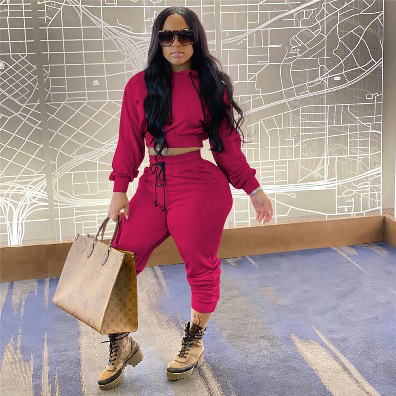 Conjunto de dos piezas de chándal y sudadera con capucha de color liso para mujer, estilo casual y deportivo.