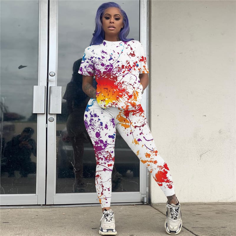 Conjunto de dos piezas de top y pantalón de manga corta con estampado gráfico informal para mujer tallas S-3XL