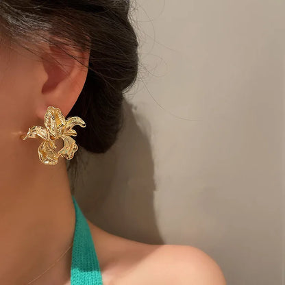 New Irregular Flower Women Unique Design Exaggerated Gold Hollow Metal Earring