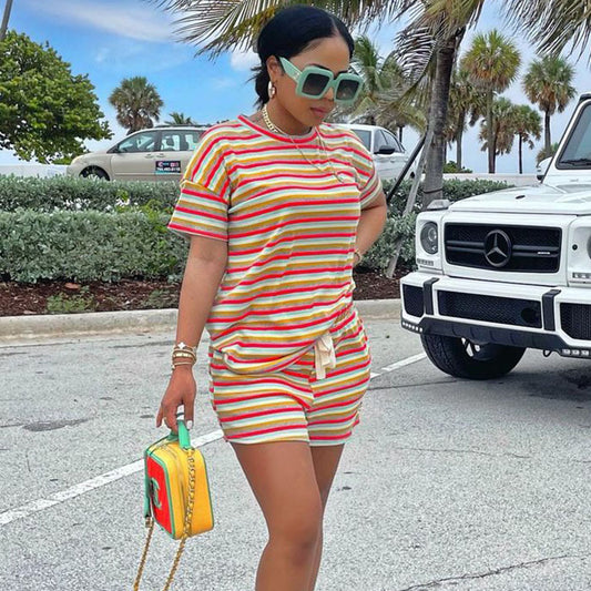 Conjunto deportivo informal de manga corta con estampado de rayas para mujer