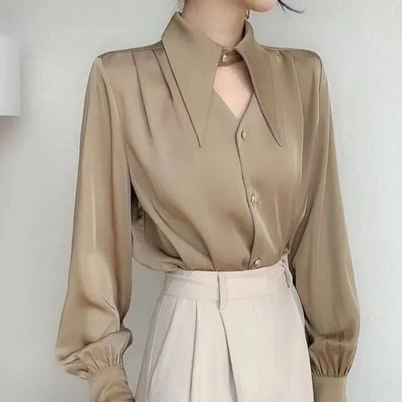 Blusa elegante con cuello vuelto y aberturas para mujer con botones | Ideal para primavera/verano