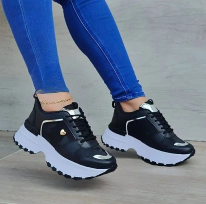 Zapatillas clásicas altas con cordones para mujer con detalle de corazón dorado | Ideales para el día a día