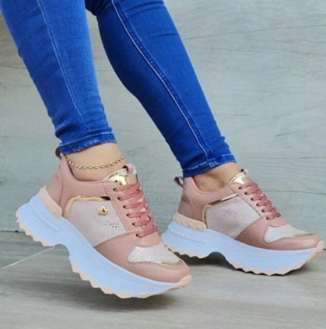 Zapatillas clásicas altas con cordones para mujer con detalle de corazón dorado | Ideales para el día a día