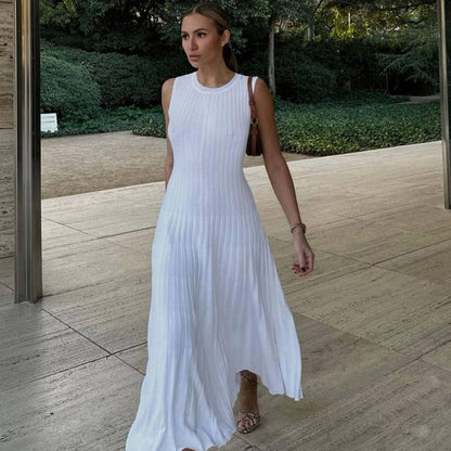Women Elegant Casual Defined Waist Round Neck Solid Color Knitted Maxi Dress