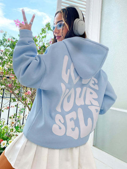 Sudadera con capucha de manga larga con estampado de letras en la espalda, holgada e informal para mujer