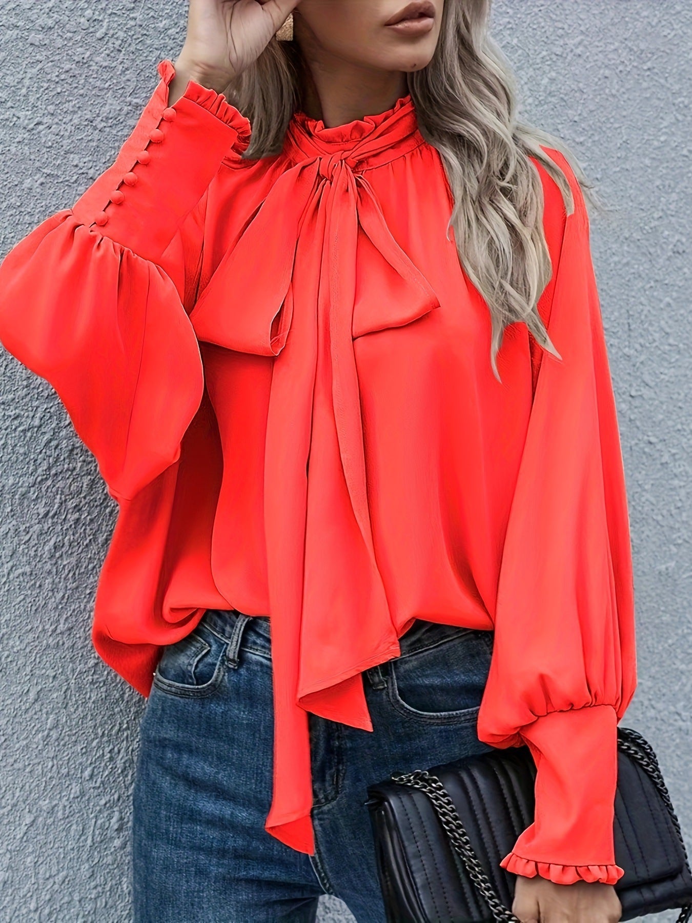Blusa holgada informal elegante de manga larga con cuello alto y lazo para mujer