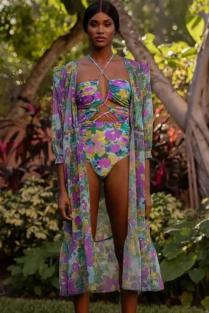 Conjunto de traje de baño de una pieza con recortes y cubierta