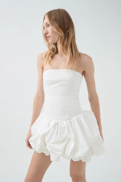 Vestido mini con dobladillo abullonado de Violette