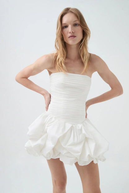 Vestido mini con dobladillo abullonado de Violette