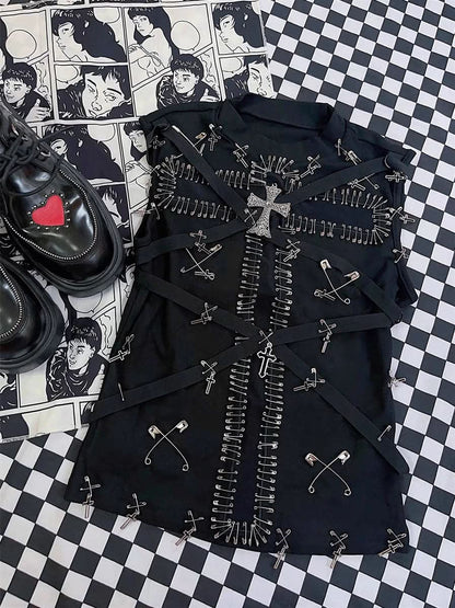 Crewneck sleeveless cross applique top  | Festival Outfits Women
