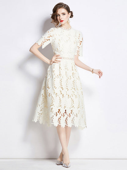 Water-soluble Lace Short-sleeved Slim-fit Midi Dress