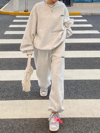 Solid Crew Neck Sweatshirt & Bound Feet Sweatpants Set