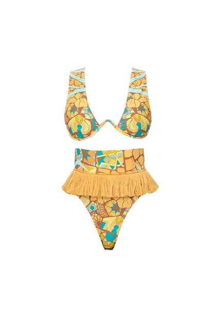 Conjunto de bikini con estampado tribal y borlas bohemias