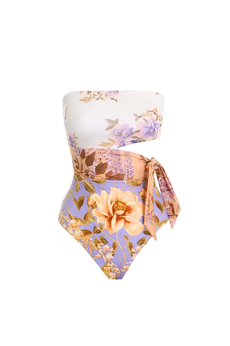 Traje de baño de una pieza con lazo en la cintura y estampado floral recortado