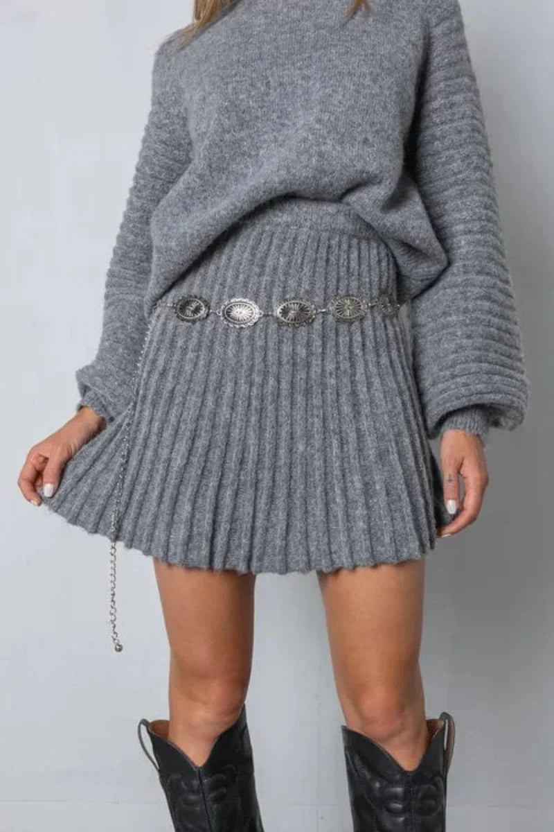Olivia - Conjunto Plisado - Elegante - Estilo Moderno - Ideal para Fiestas