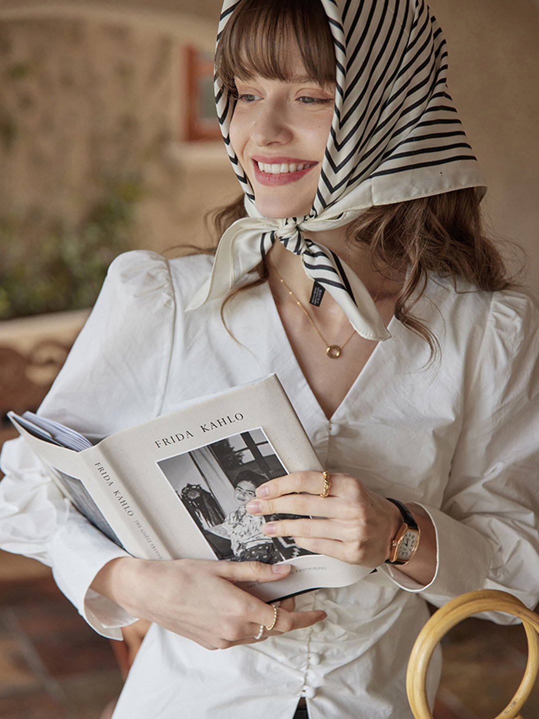 Jasmine Elegant V-Neck Puff sleeve Top-Blue