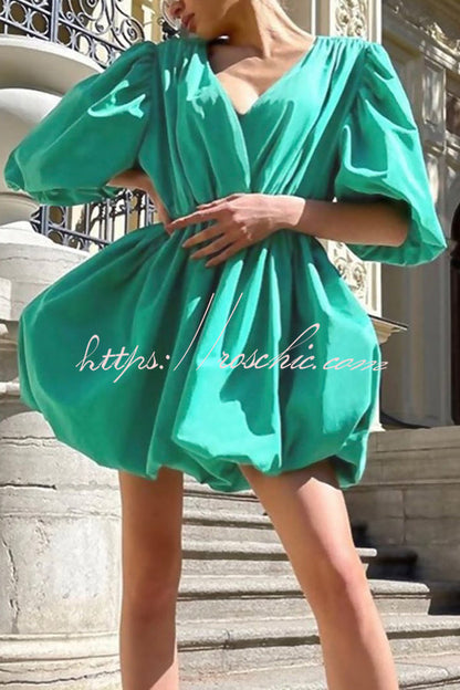 Solid Color Sexy V-neck Lantern Sleeve Waist Mini Dress