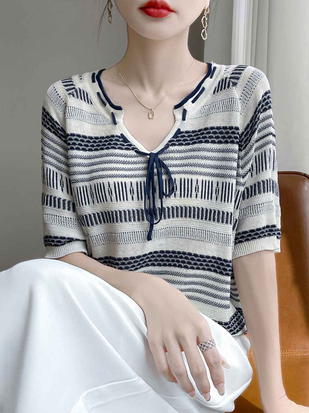 Maya Classic V-Neck Contrast Knitted Tie Top