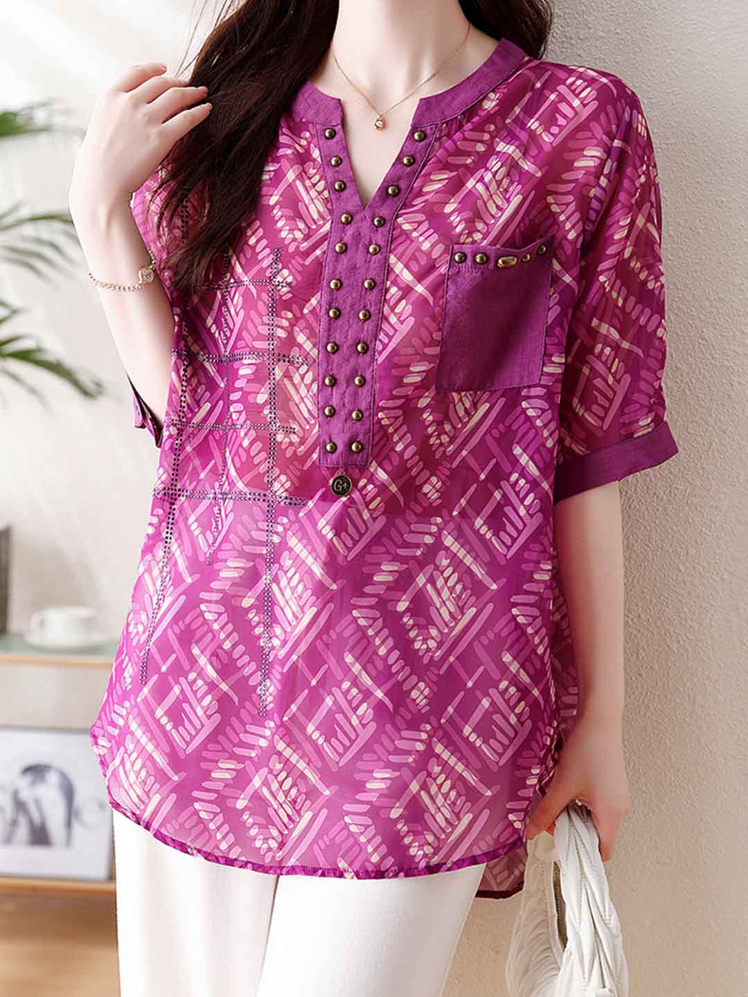 Kaitlyn Loose V-Neck Printed Chiffon Shirt
