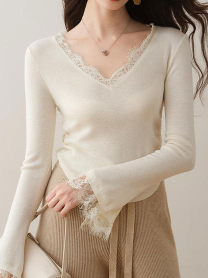 Maria Retro V-Neck Flared Sleeve Lace Knitted Top