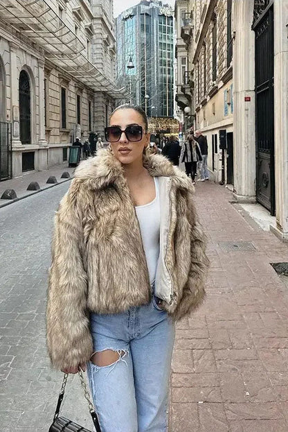 Chaqueta elegante de piel sintética