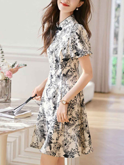 Mariah Elegant High Collar Buttons Printed Dress