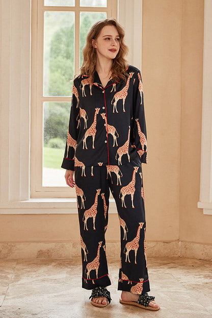 Pijama de manga larga con estampado de jirafa negra
