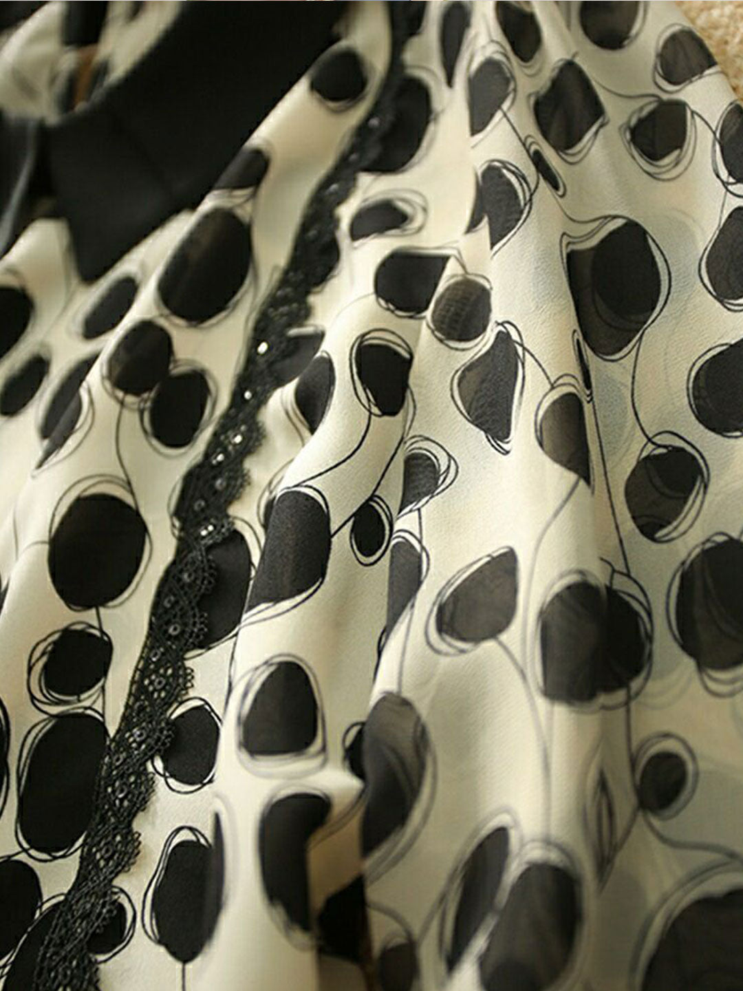 Sophia Elegant Lace Ruffle Patchwork Printed Blouse