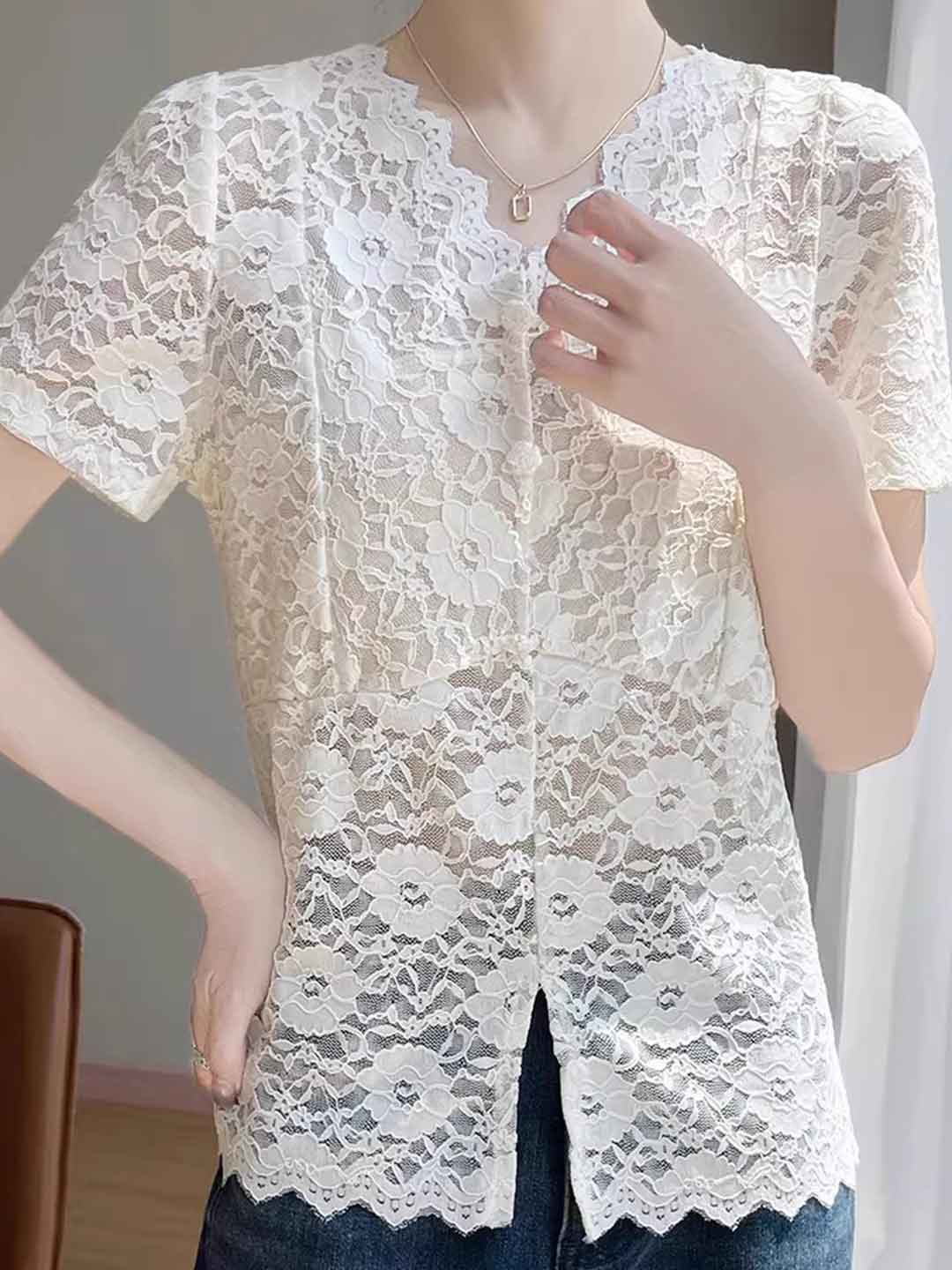 Valeria Classic V-Neck Solid Color Hollowed Lace Top