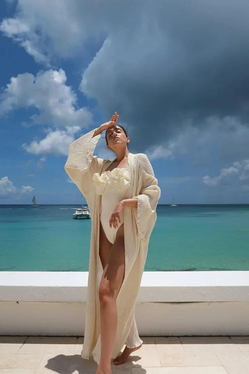 Traje de baño de una pieza liso con apliques florales