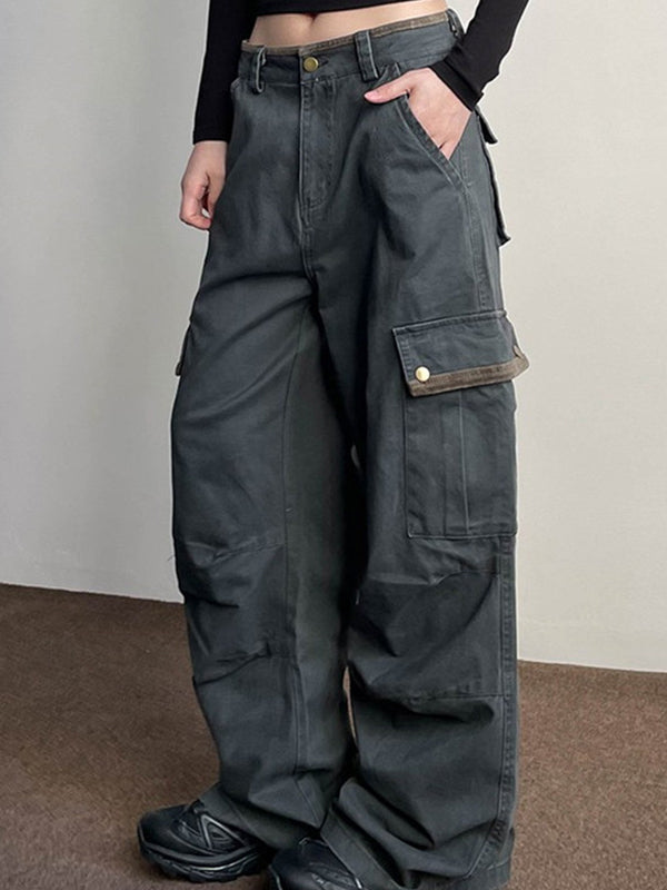 Multi Pocket Pleated Cargo Pants