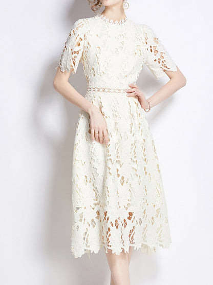 Water-soluble Lace Short-sleeved Slim-fit Midi Dress