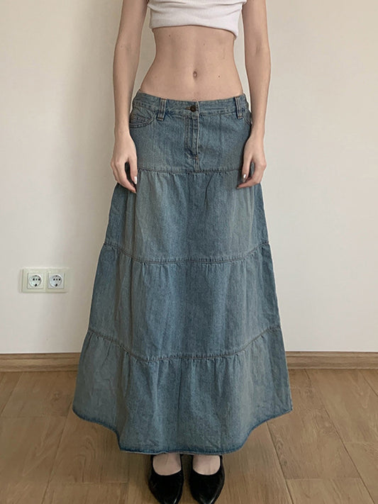 Low-Waisted Old-Fashioned Holiday Style Maxi Skirt