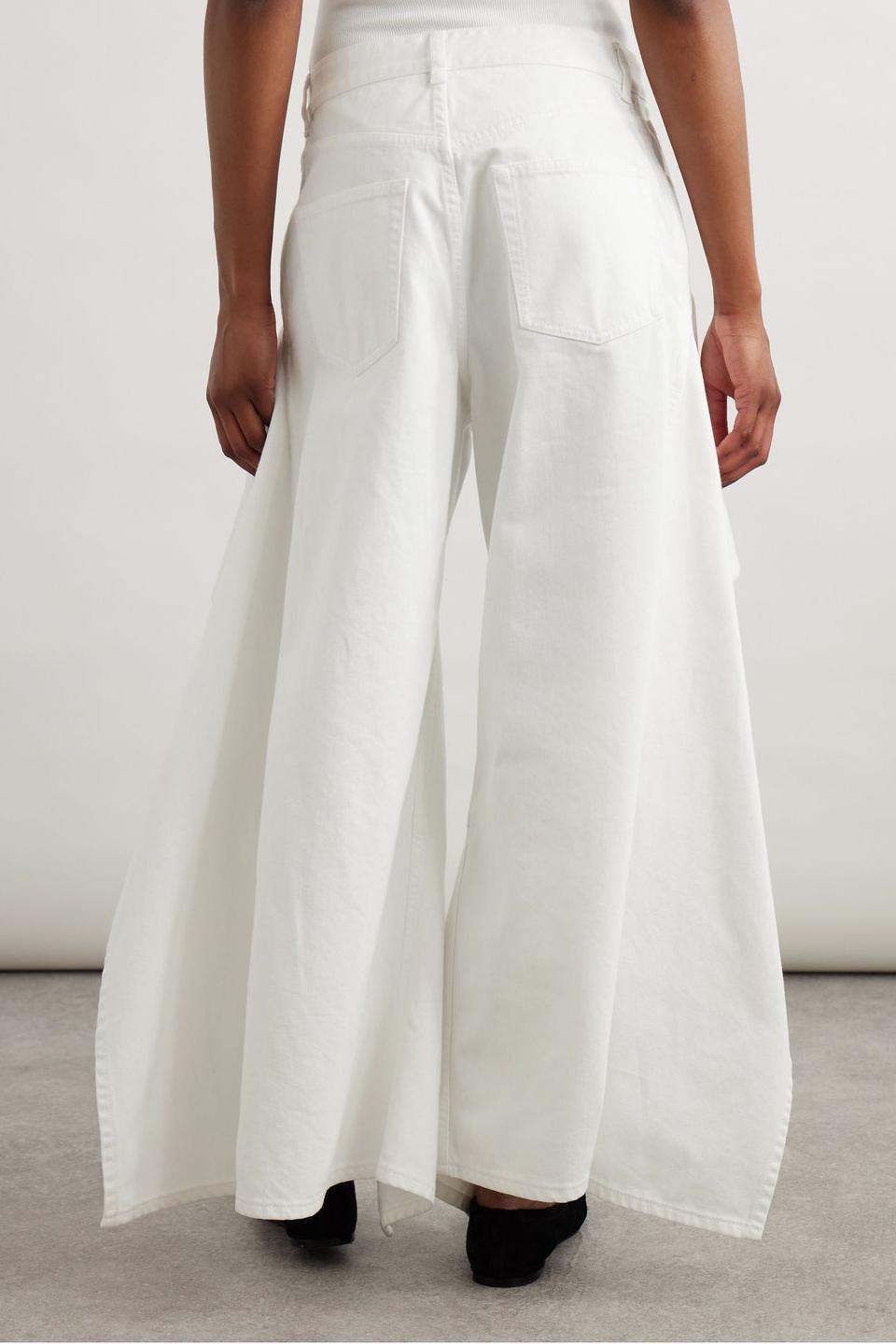 Vaqueros de tiro medio y pierna ancha con volantes