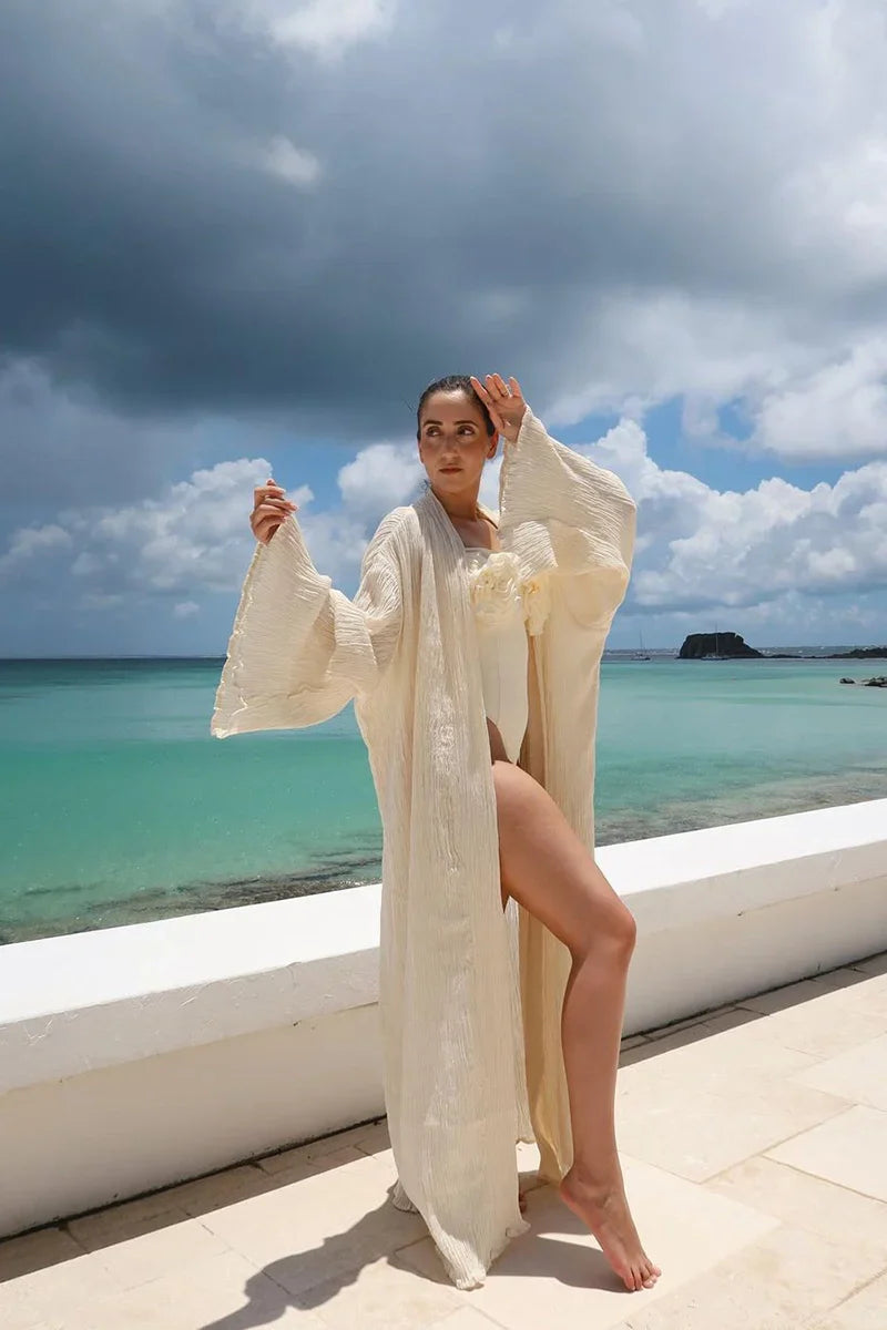 Traje de baño de una pieza liso con apliques florales
