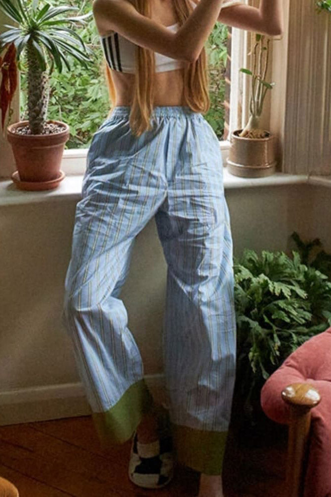 Conjunto de pijama con bloques de colores a rayas