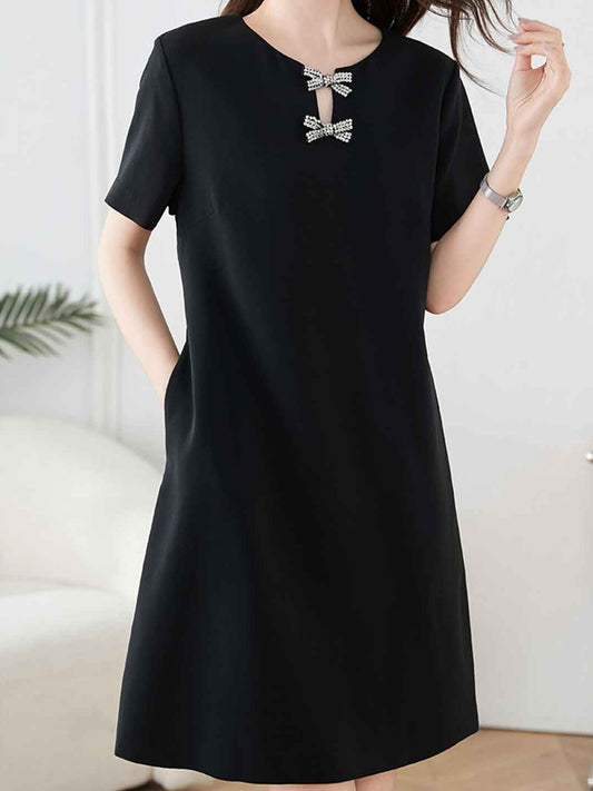 Zoe Elegant Crew Neck Solid Color Bow Dress